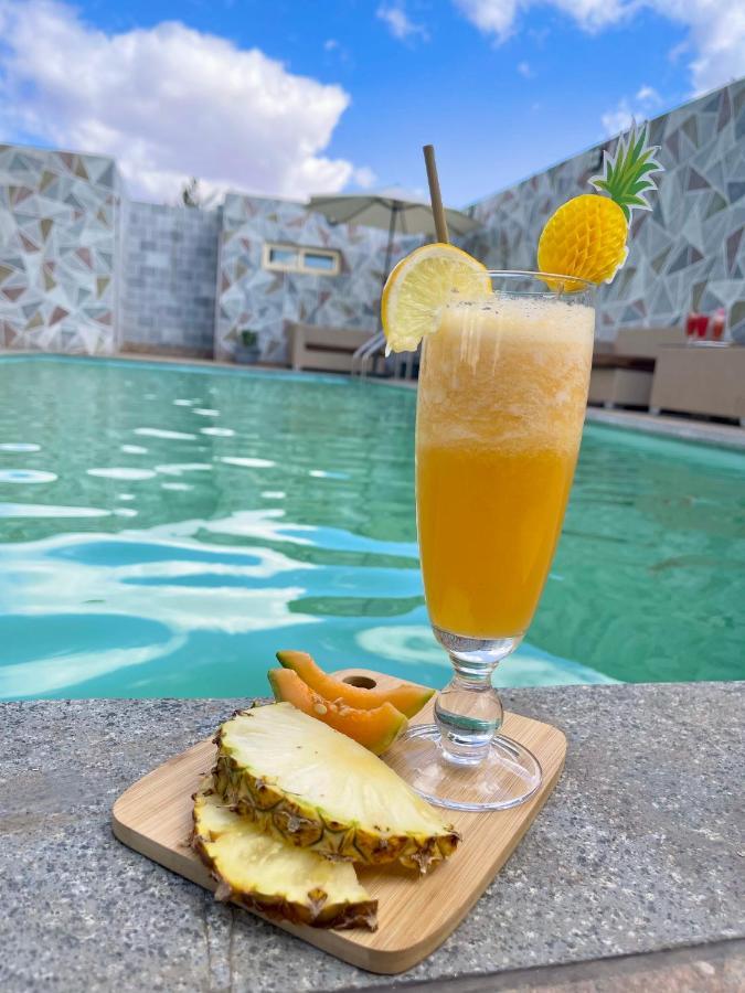 Atmosphere Hotel & Spa อันตานานารีโว ภายนอก รูปภาพ