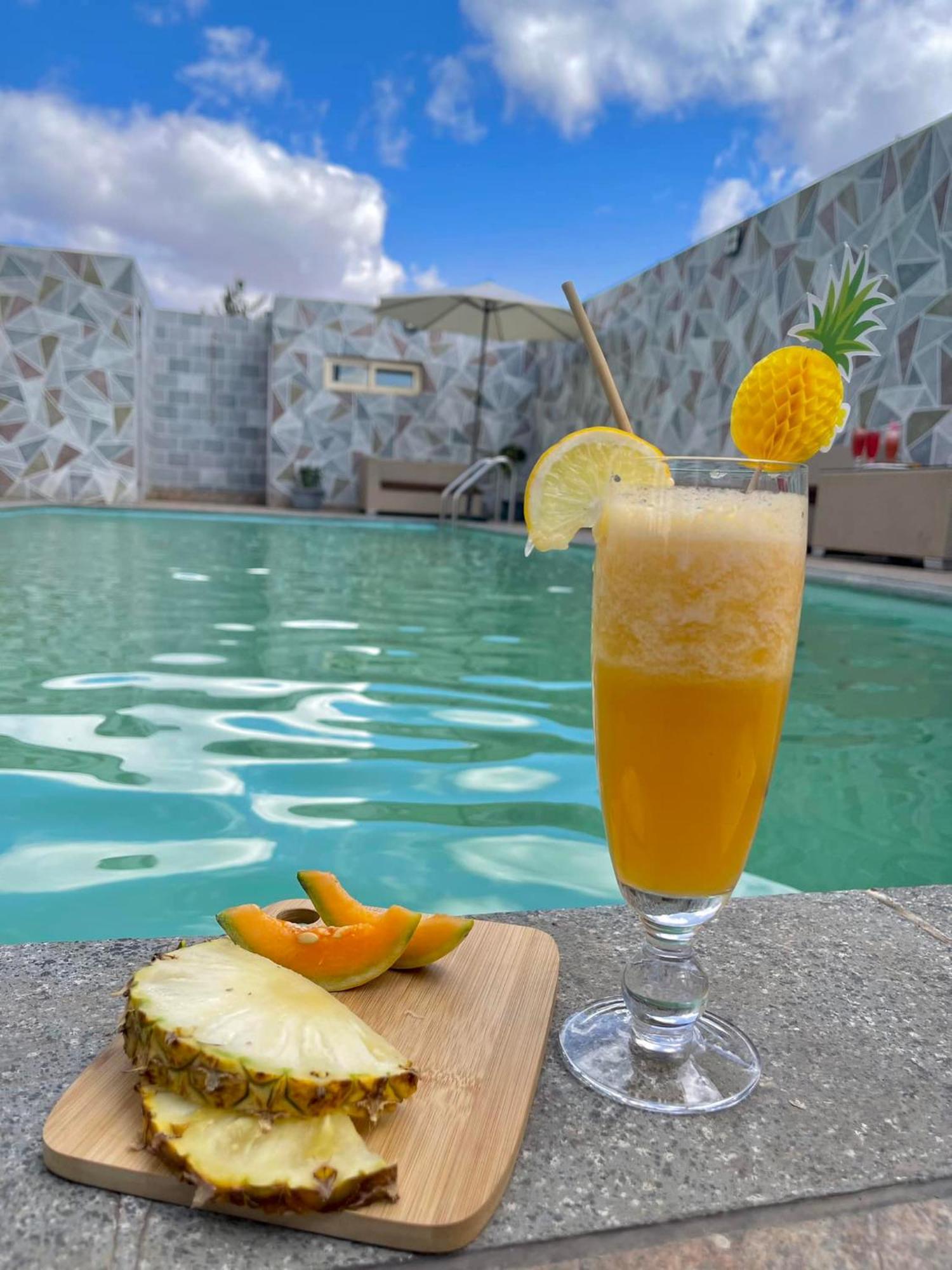 Atmosphere Hotel & Spa อันตานานารีโว ภายนอก รูปภาพ